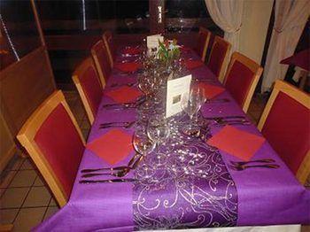 Hostellerie Des Enclos Guimiliau 外观 照片