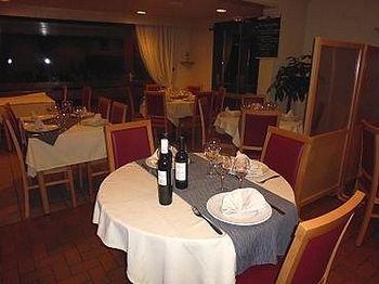 Hostellerie Des Enclos Guimiliau 外观 照片